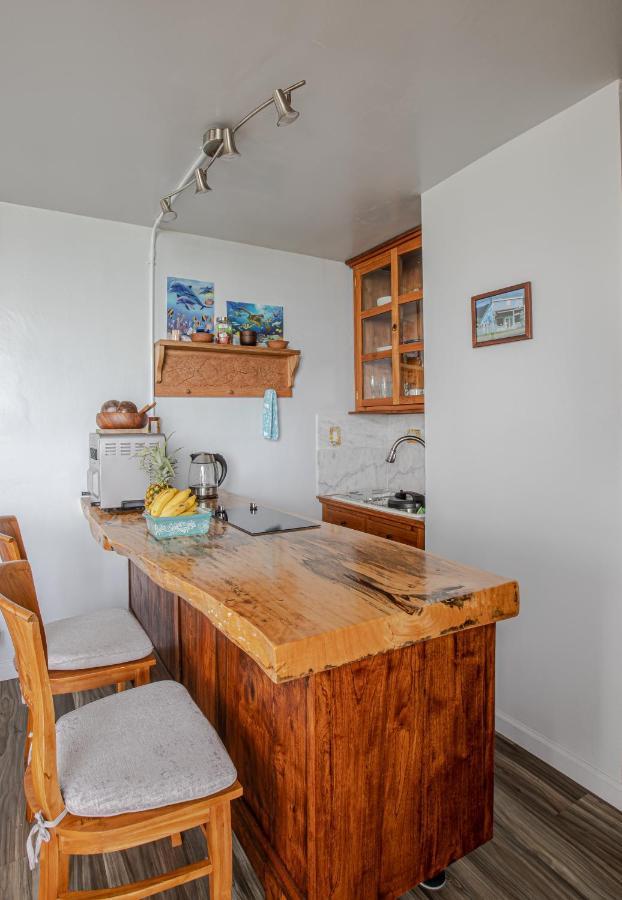 Breezy Beachfront Bali-Style Haven 180 Degree Oceanview Hau'ula Kültér fotó