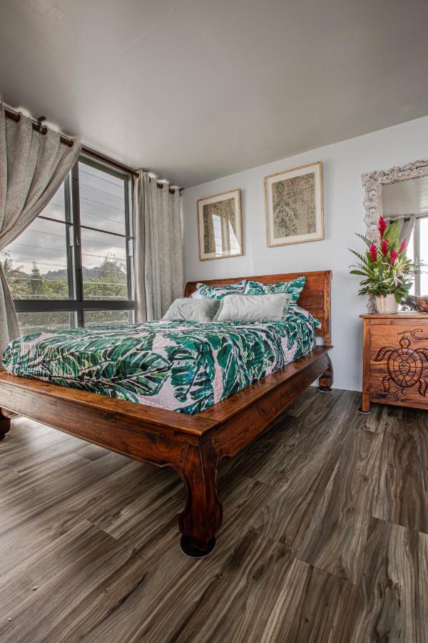 Breezy Beachfront Bali-Style Haven 180 Degree Oceanview Hau'ula Kültér fotó